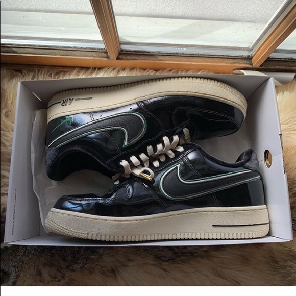 nike nigel sylvester